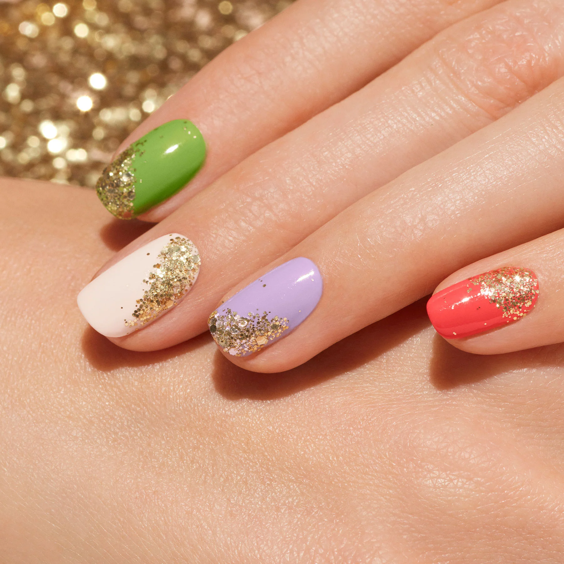 Gold biodegradable glitter - Image 3
